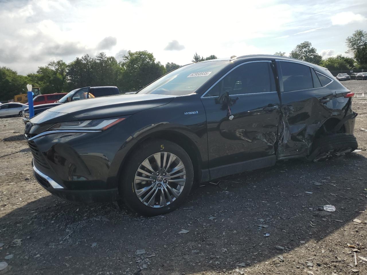 TOYOTA VENZA LE 2021