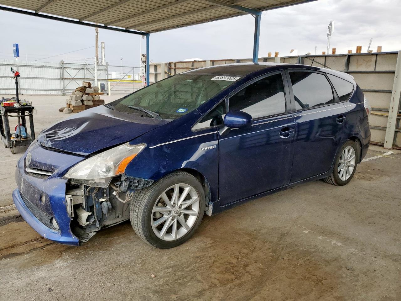 TOYOTA PRIUS V 2012