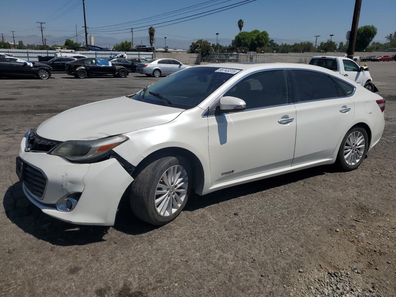 TOYOTA AVALON HYB 2015