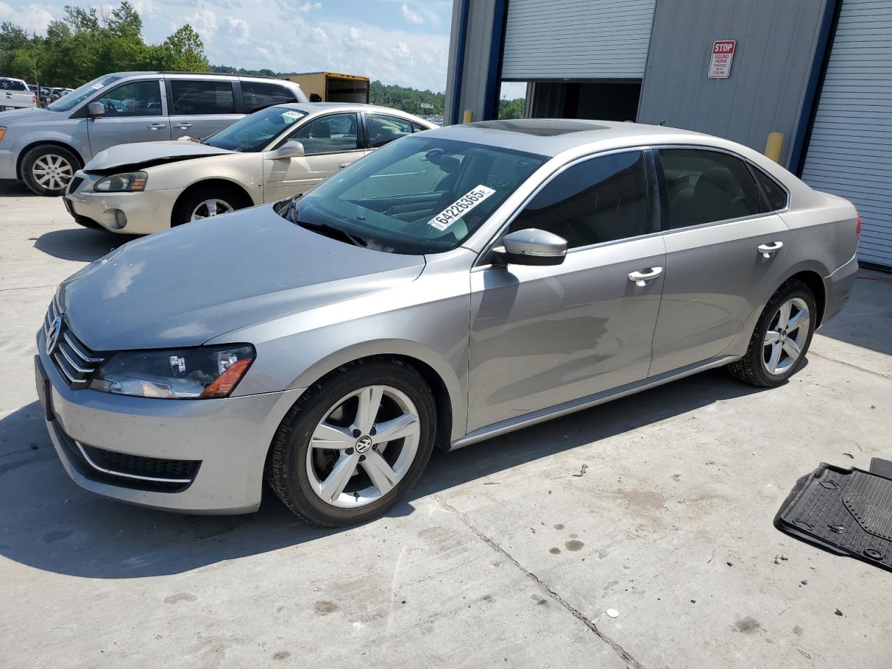 VOLKSWAGEN PASSAT SE 2013