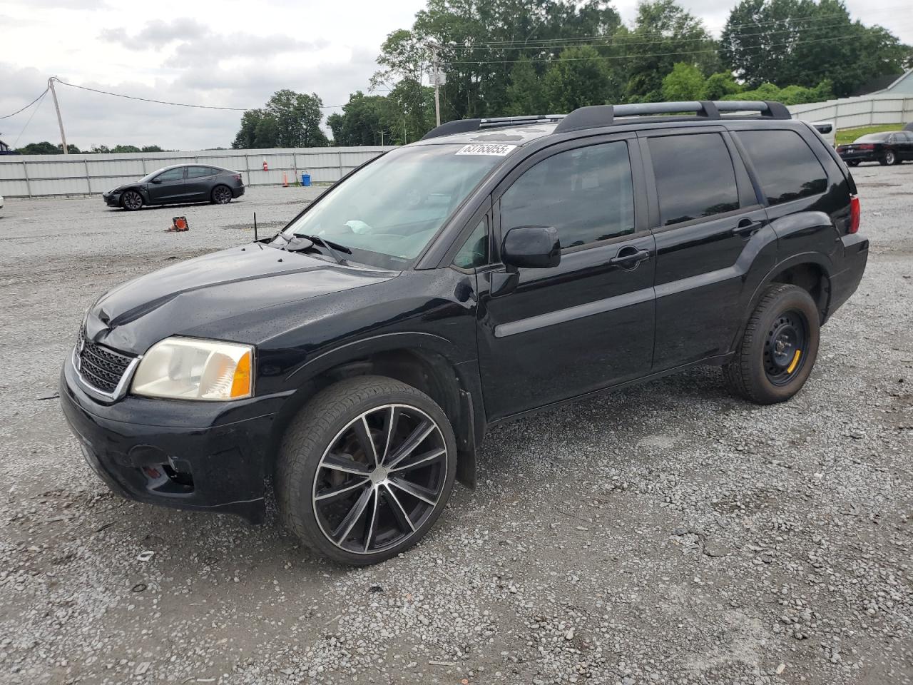 MITSUBISHI ENDEAVOR L 2011