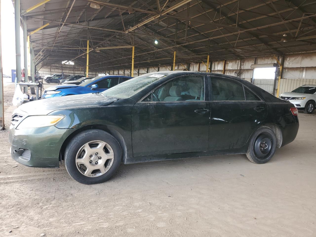 TOYOTA CAMRY BASE 2010