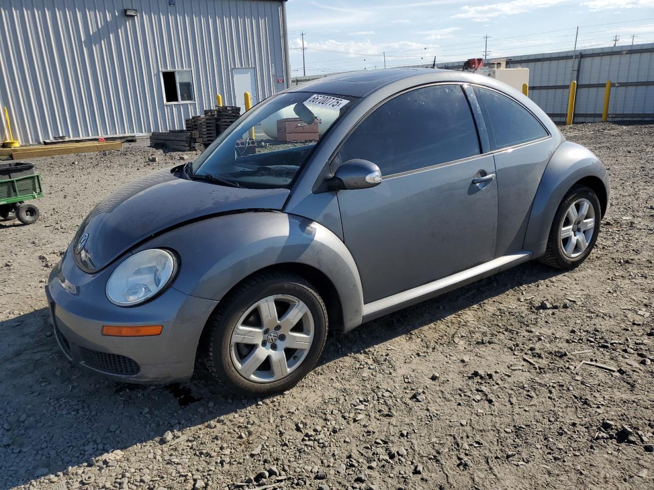 VOLKSWAGEN NEW BEETLE 2006