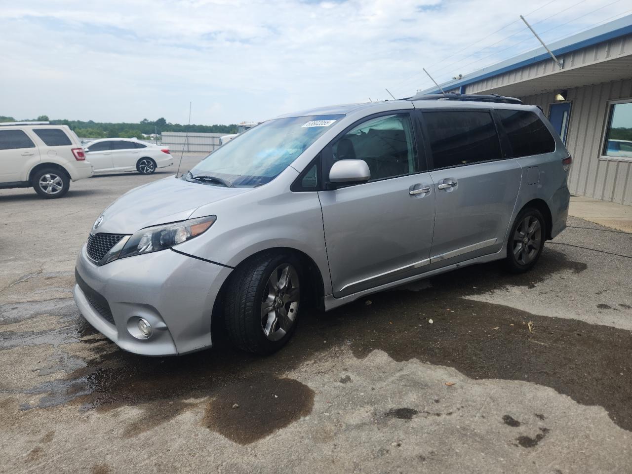 TOYOTA SIENNA SPO 2014