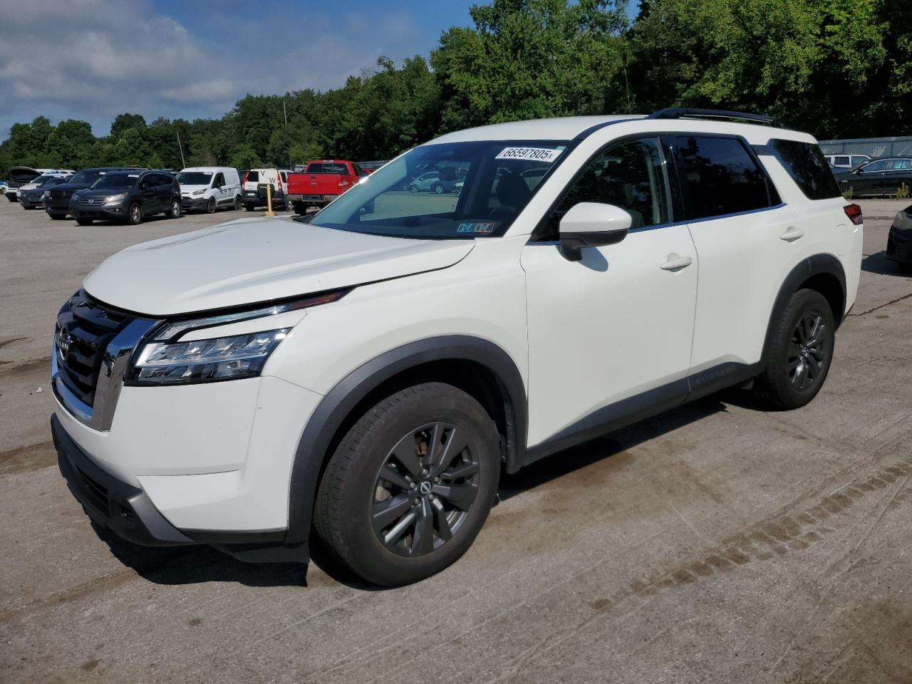 NISSAN PATHFINDER 2022