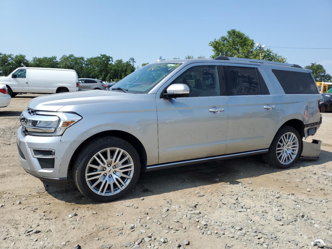 FORD EXPEDITION 2024