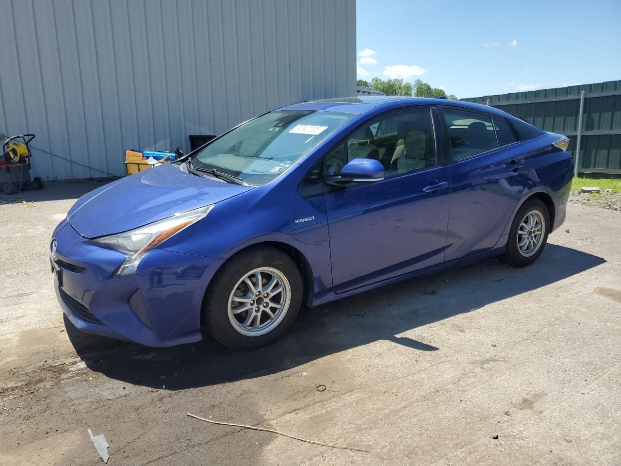 TOYOTA PRIUS 2017