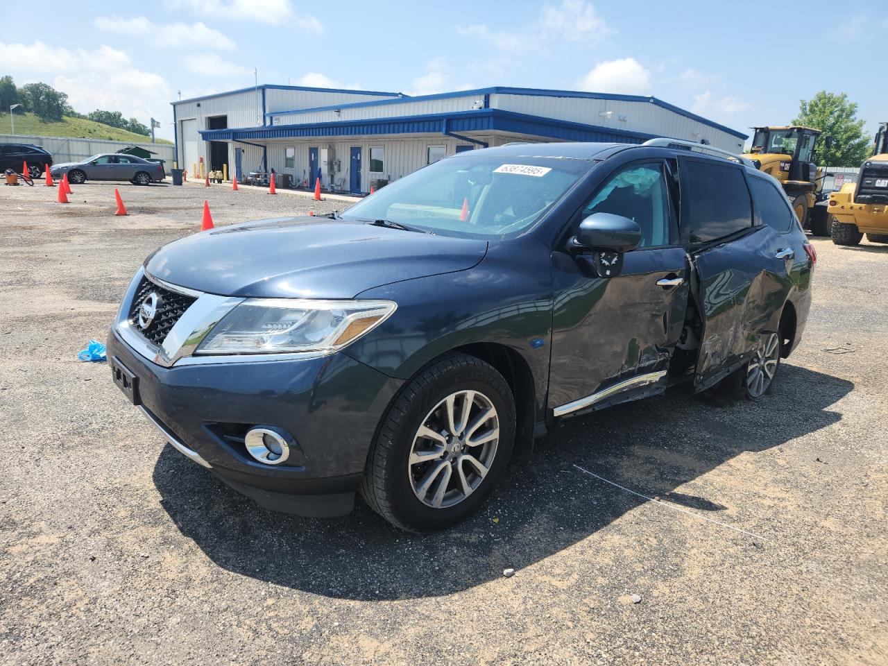 NISSAN PATHFINDER 2016