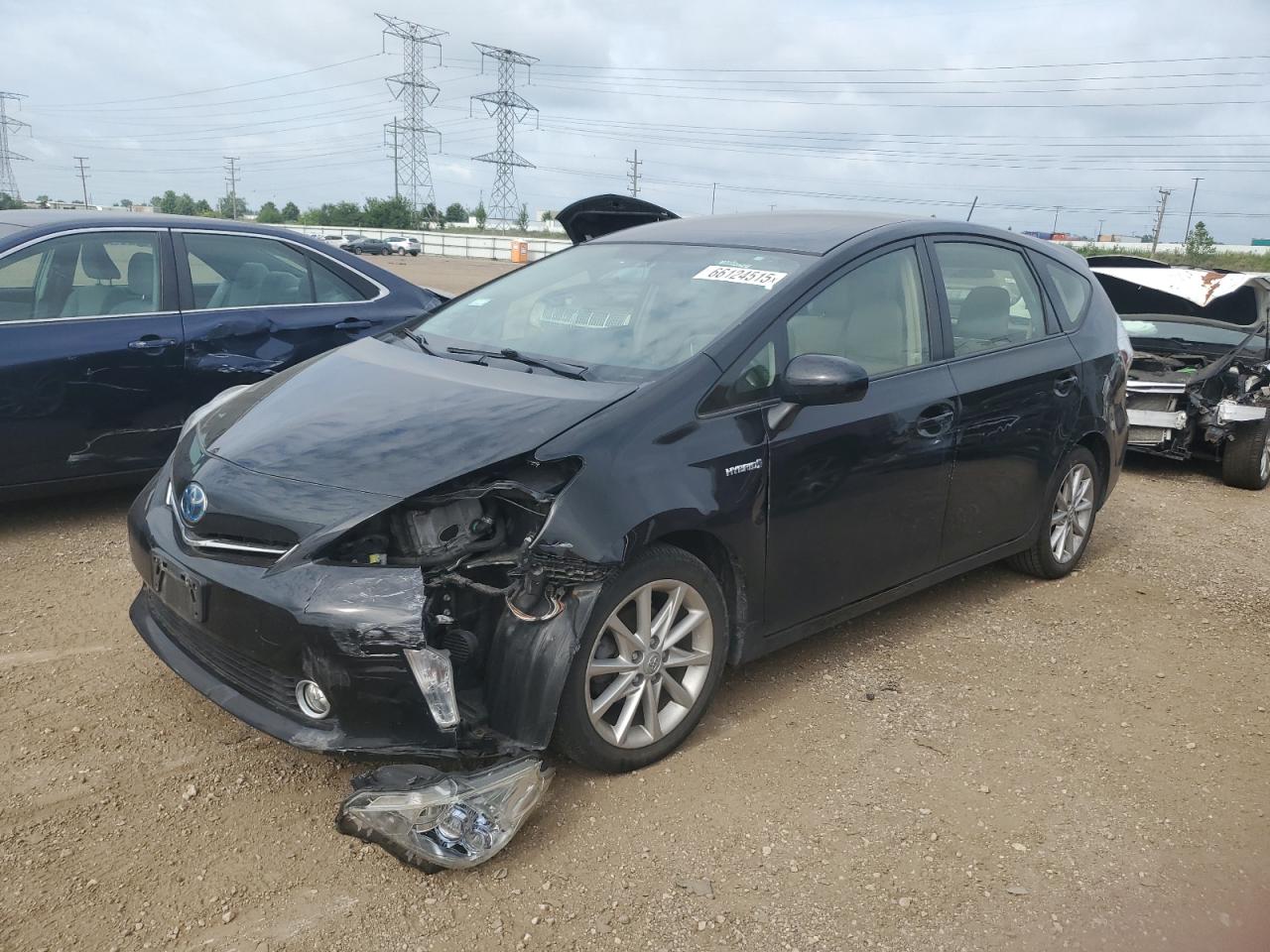 TOYOTA PRIUS V 2013