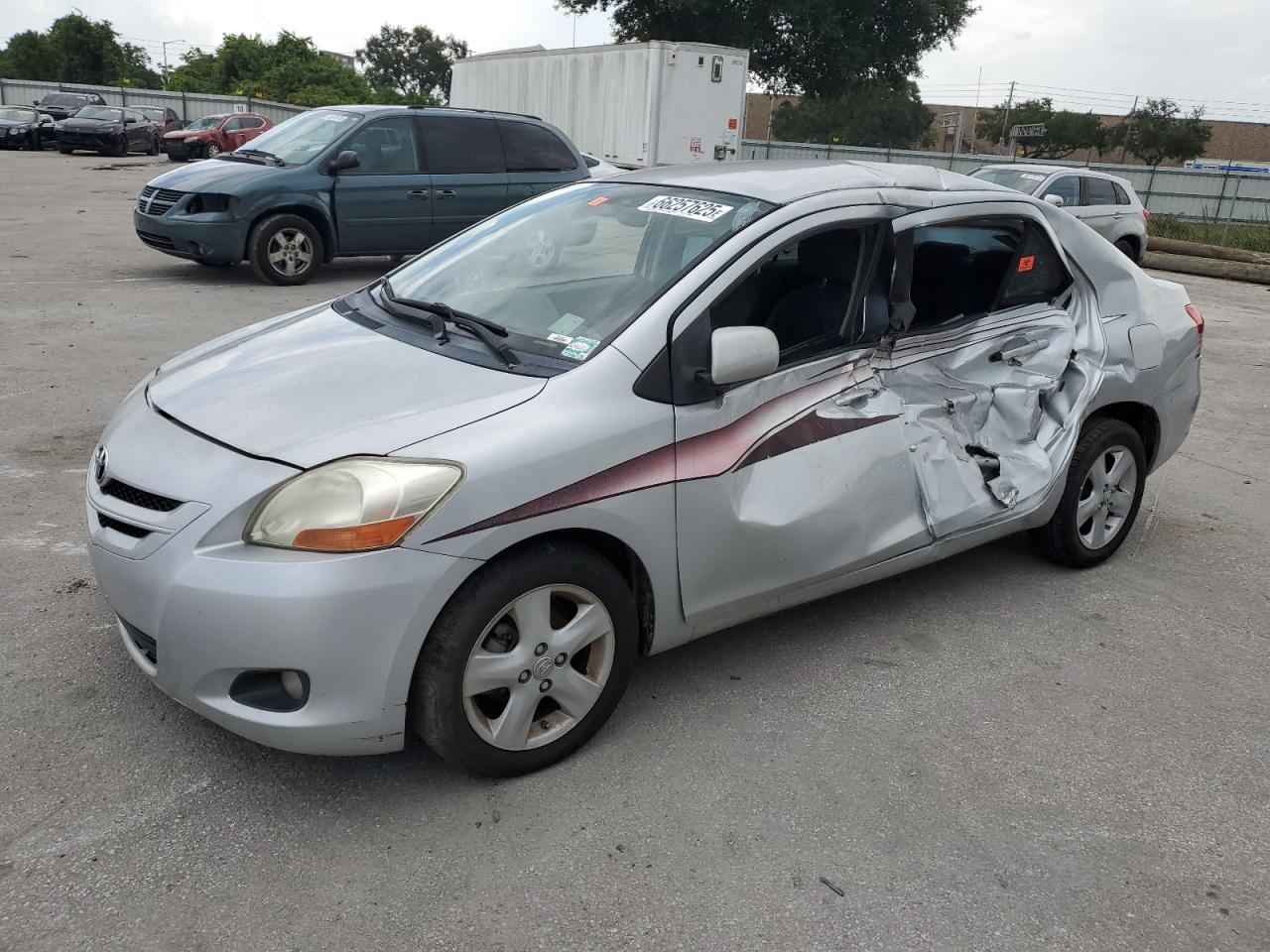 TOYOTA YARIS 2008