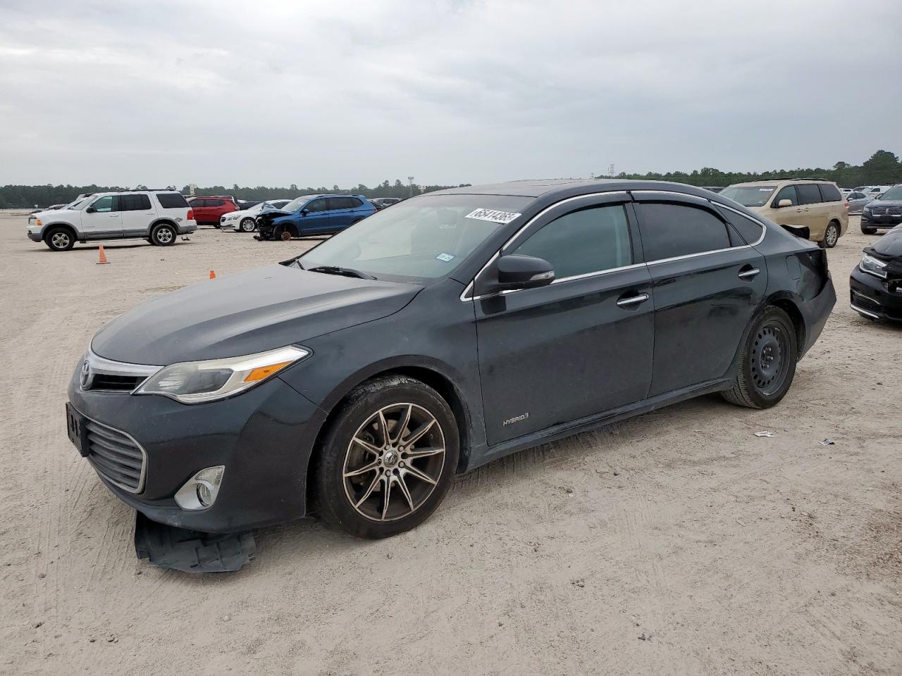TOYOTA AVALON HYB 2015