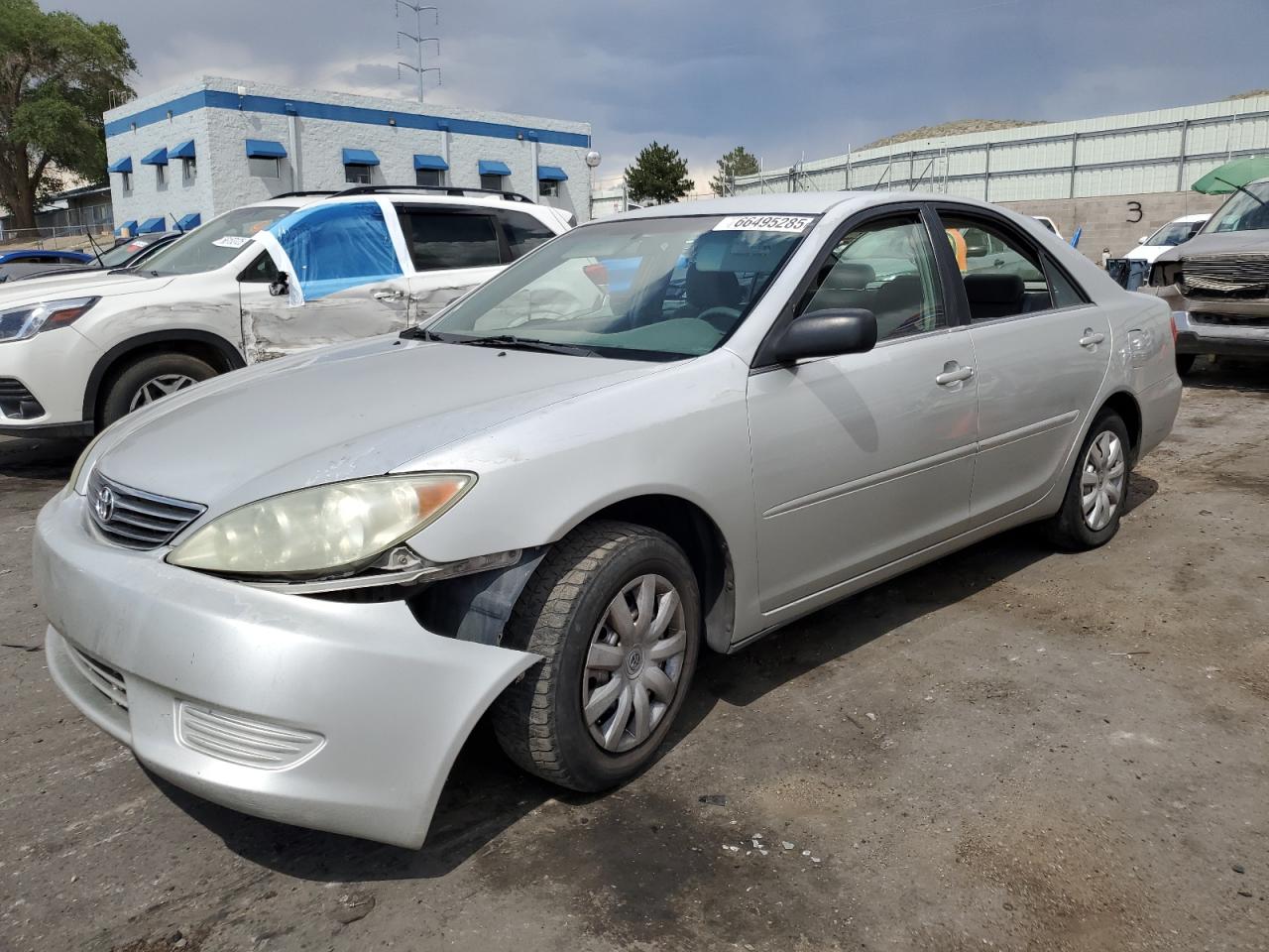 TOYOTA CAMRY LE 2005