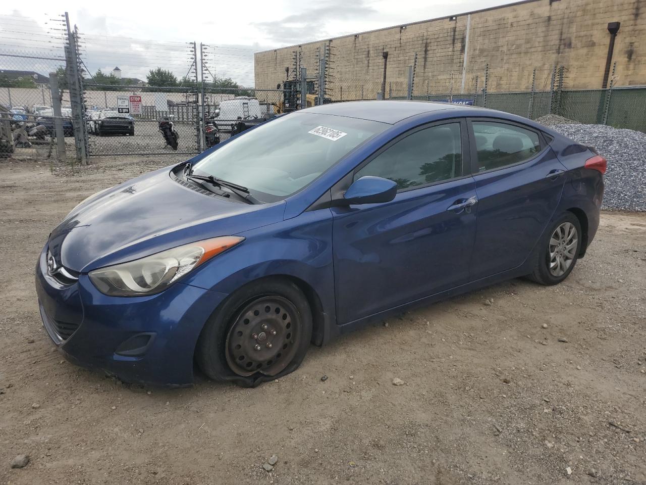 HYUNDAI ELANTRA GL 2013