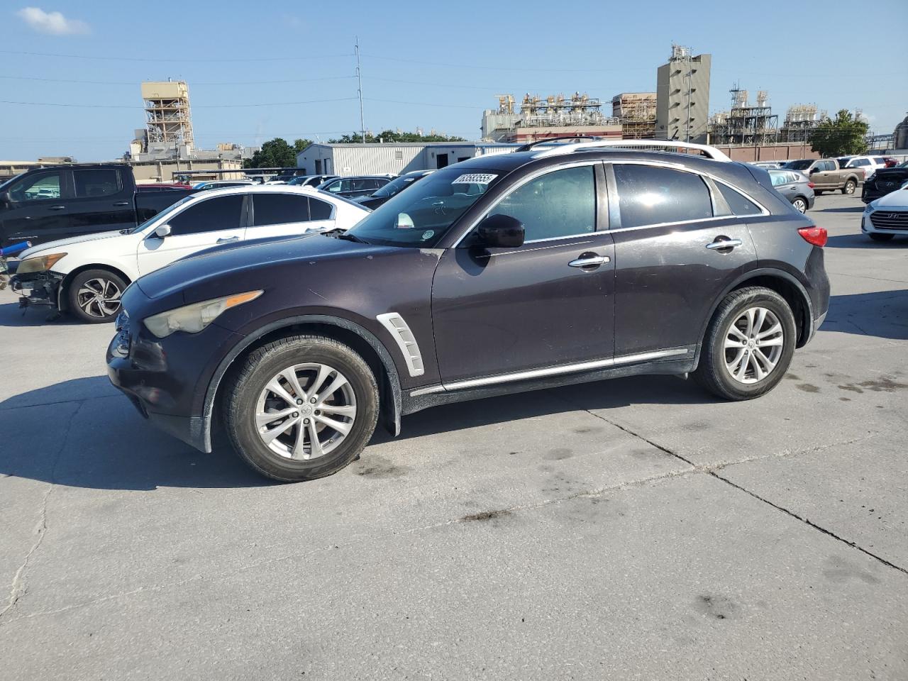 INFINITI FX35 2010