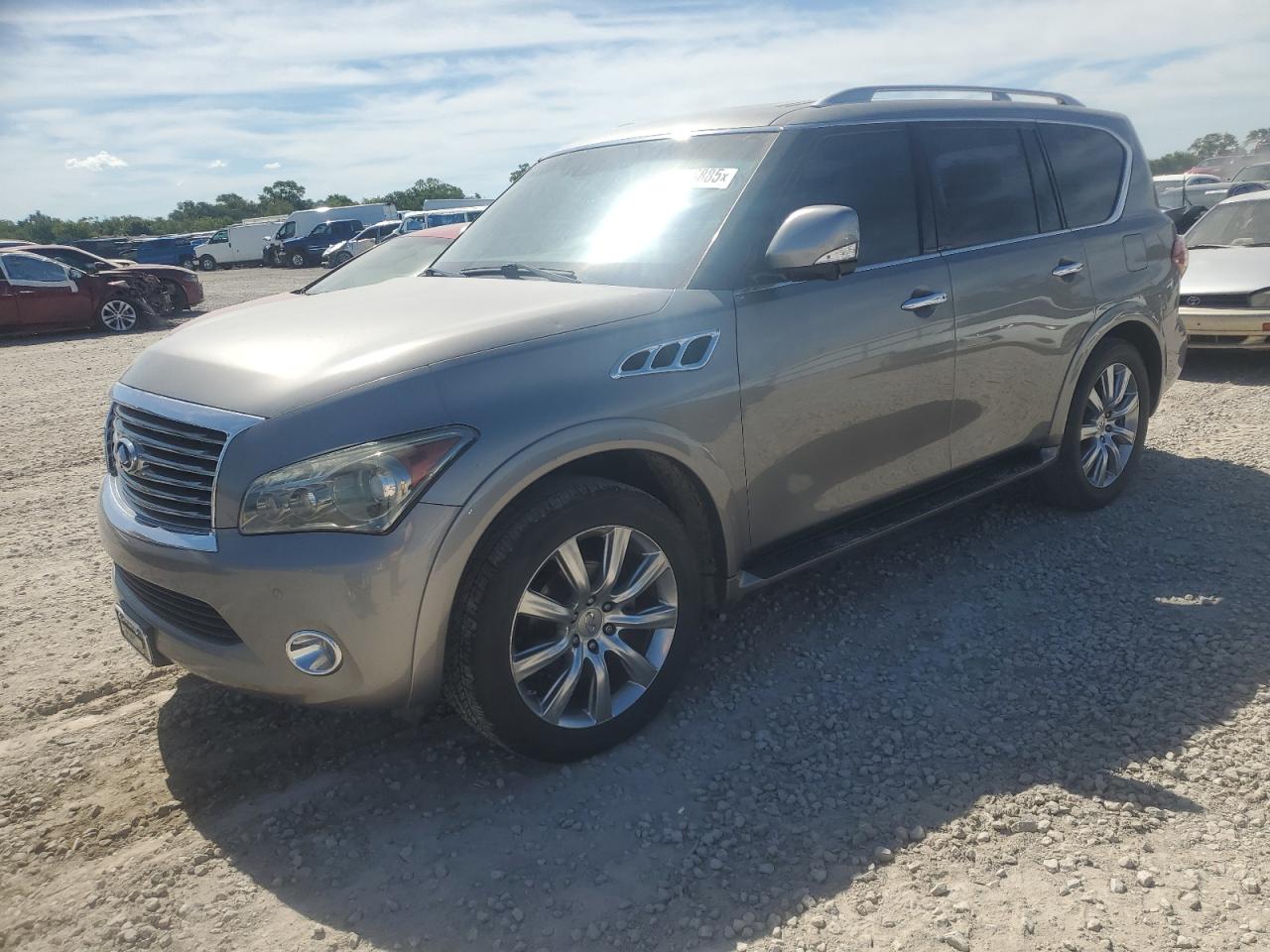 INFINITI QX56 2012