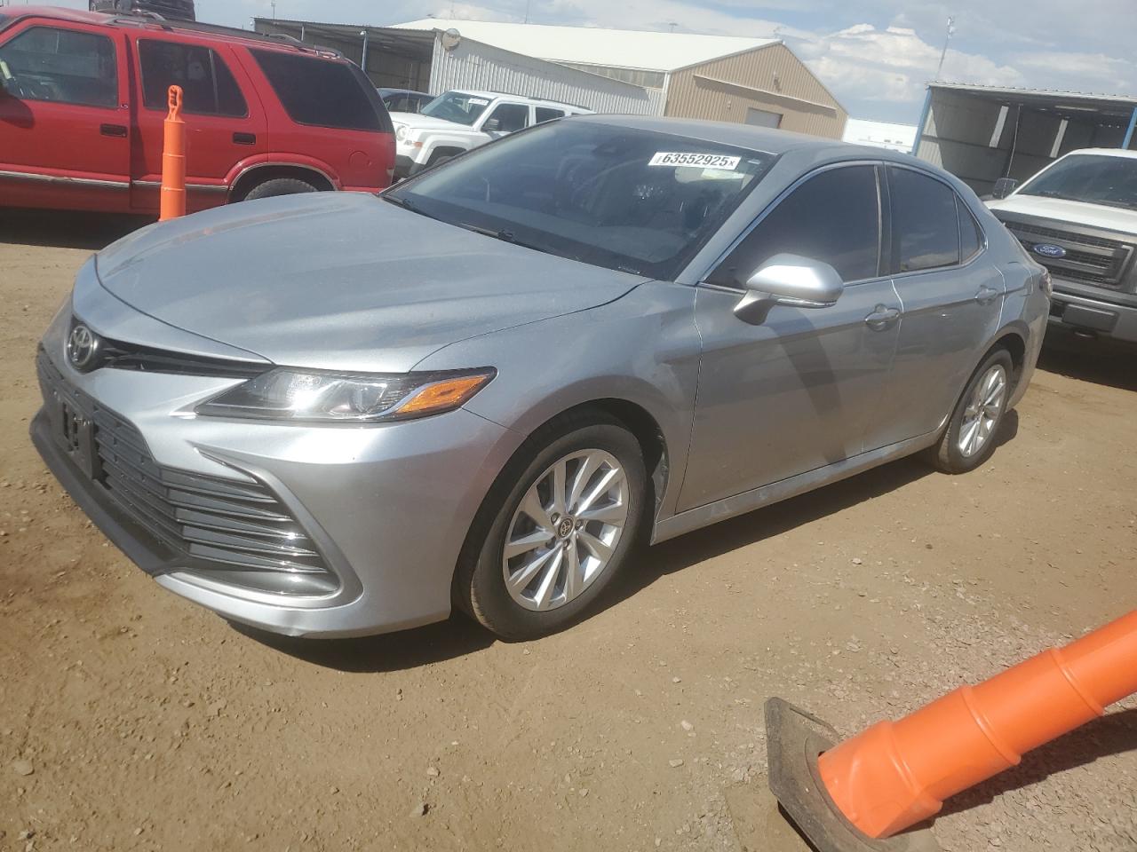 TOYOTA CAMRY LE 2021