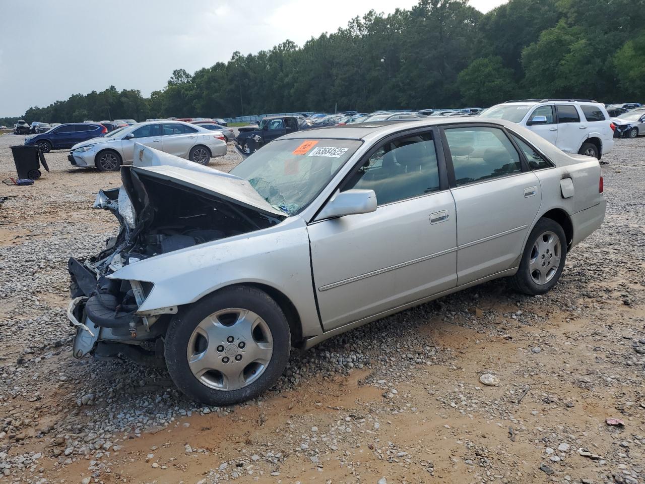 TOYOTA AVALON 2001