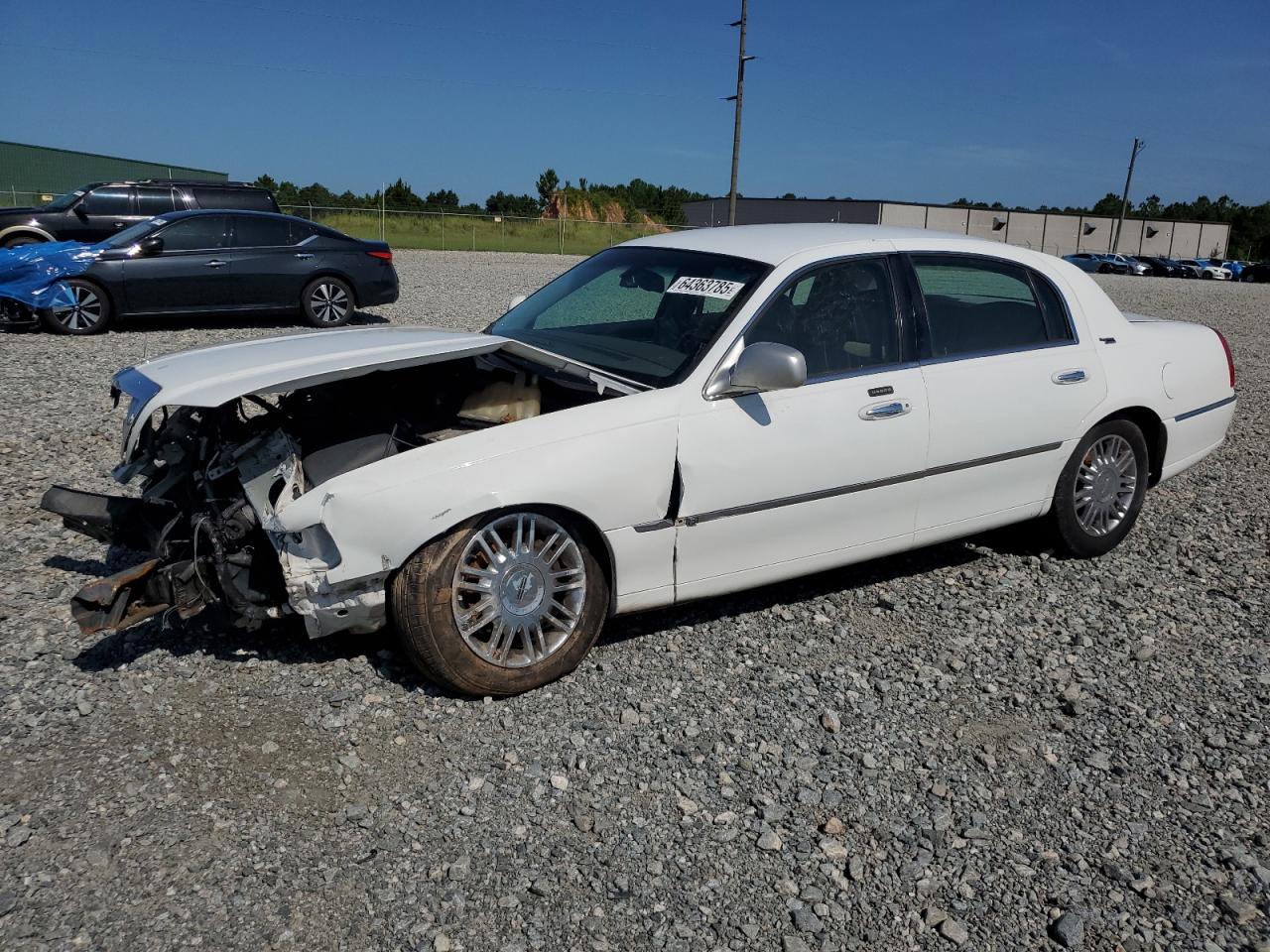 LINCOLN TOWN CAR S 2008