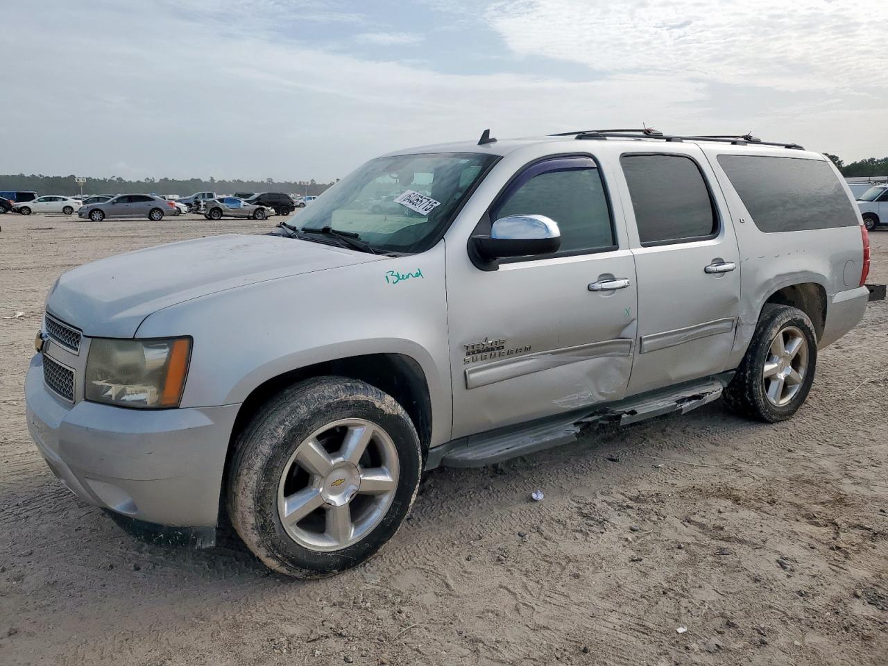 CHEVROLET SUBURBAN C 2011