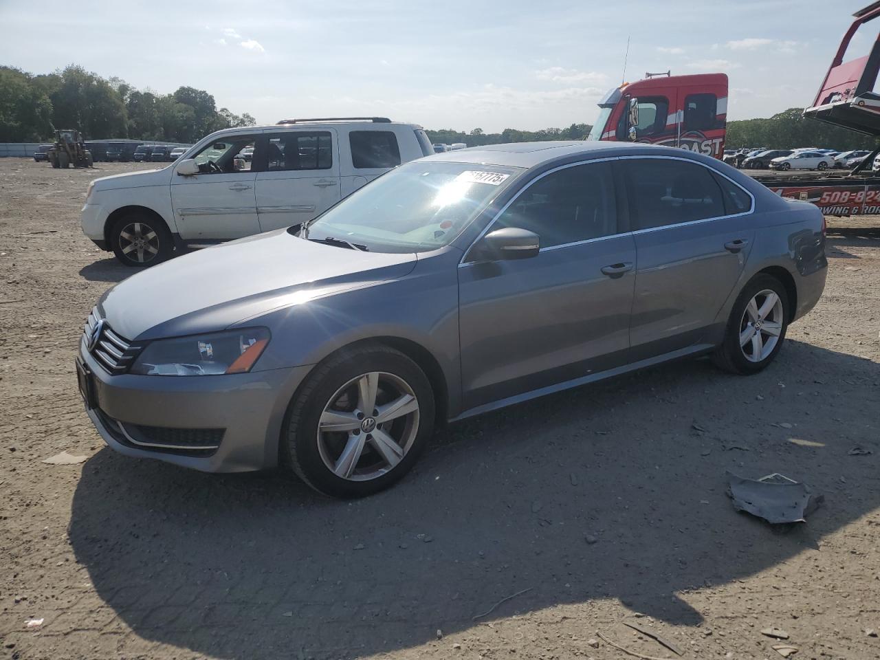 VOLKSWAGEN PASSAT SE 2013