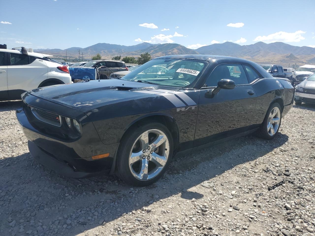 DODGE CHALLENGER 2013