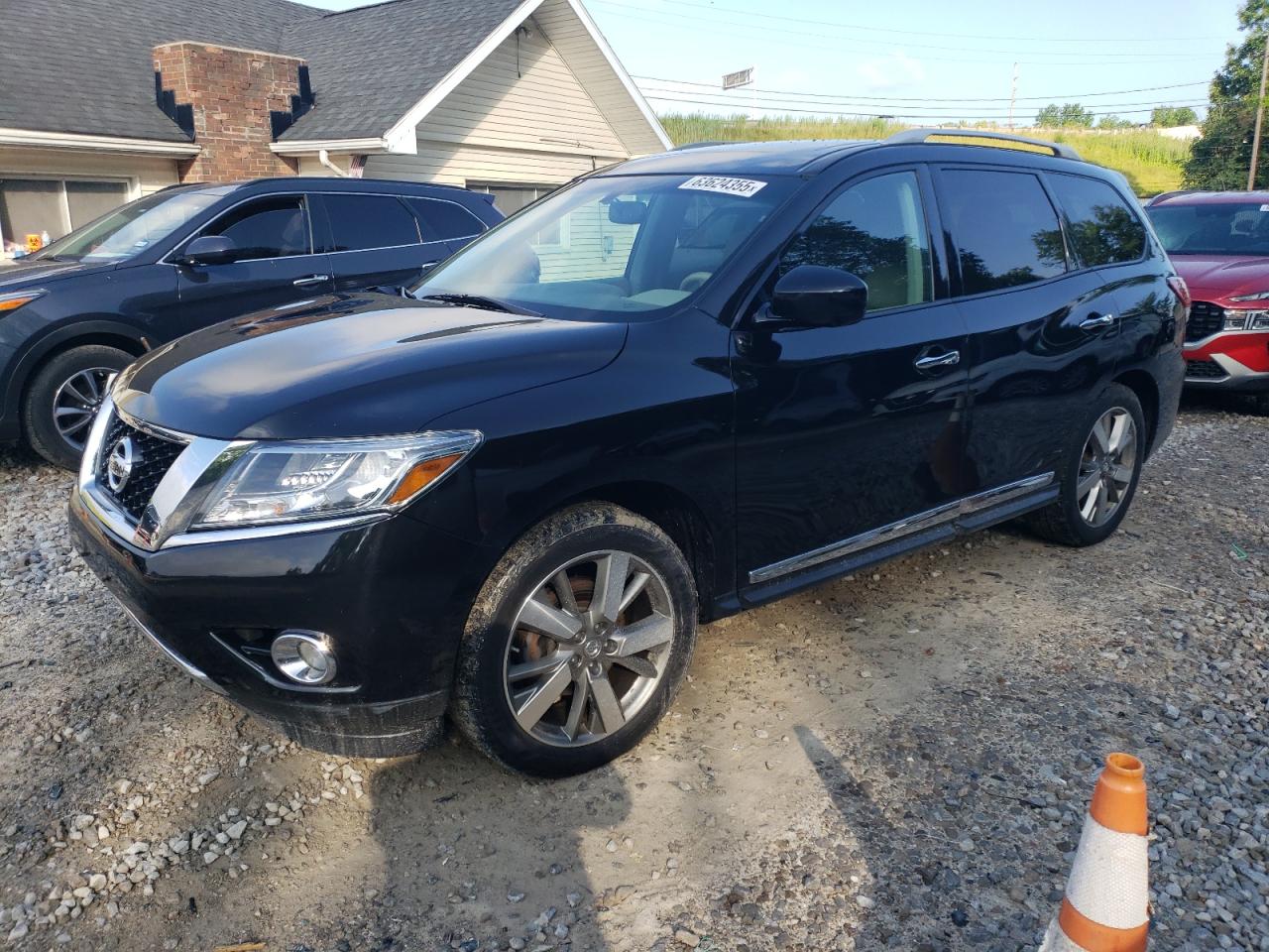 NISSAN PATHFINDER 2015