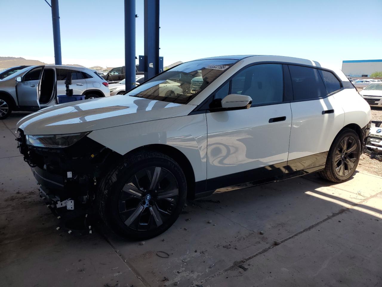 BMW IX XDRIVE5 2025