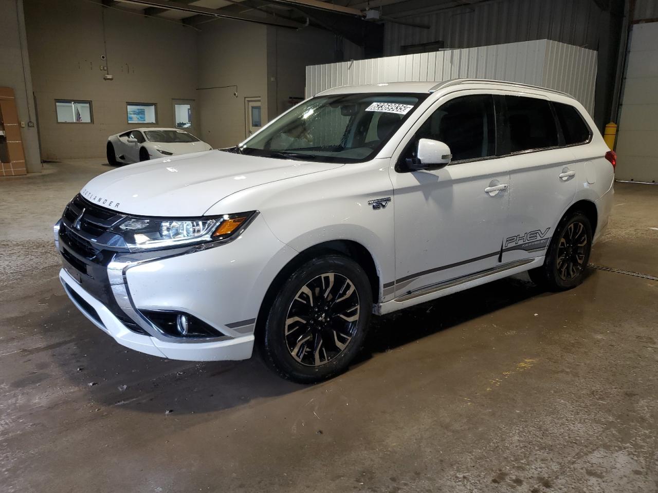 MITSUBISHI OUTLANDER 2018