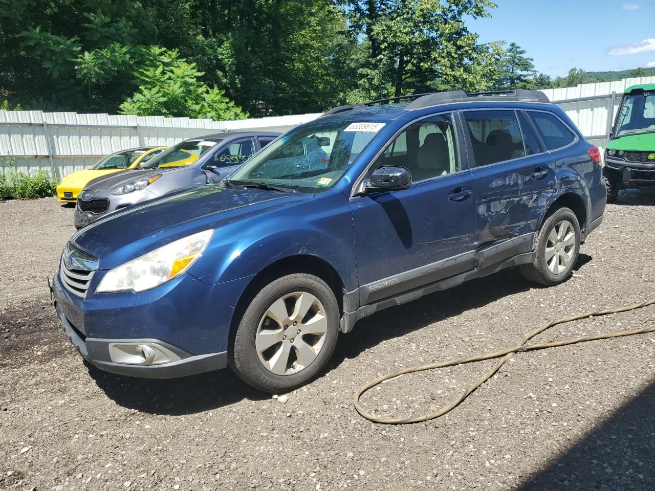 SUBARU OUTBACK 2010