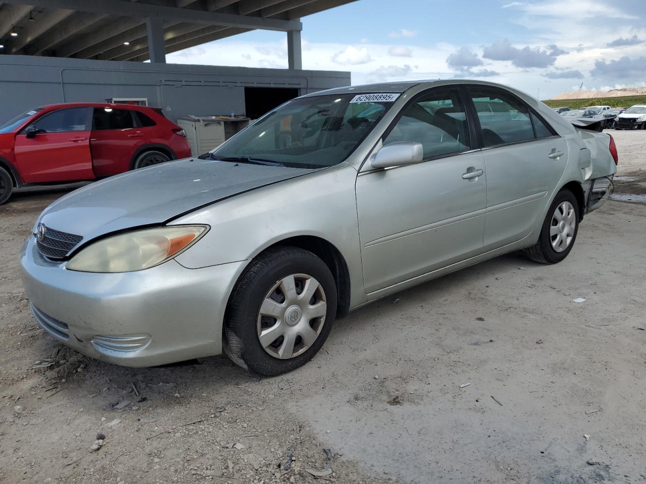 TOYOTA CAMRY LE 2004