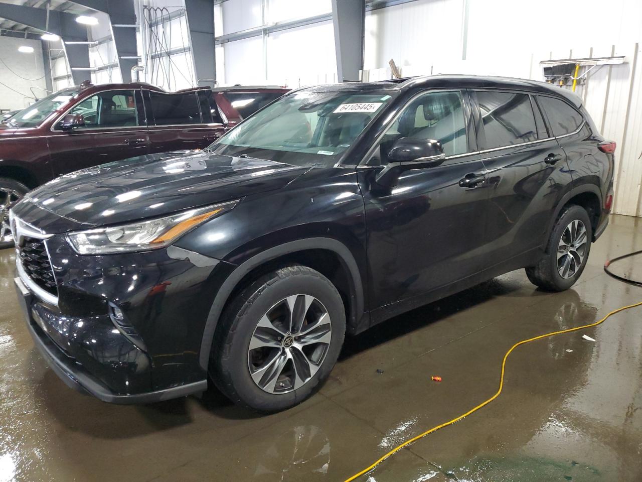 TOYOTA HIGHLANDER 2020