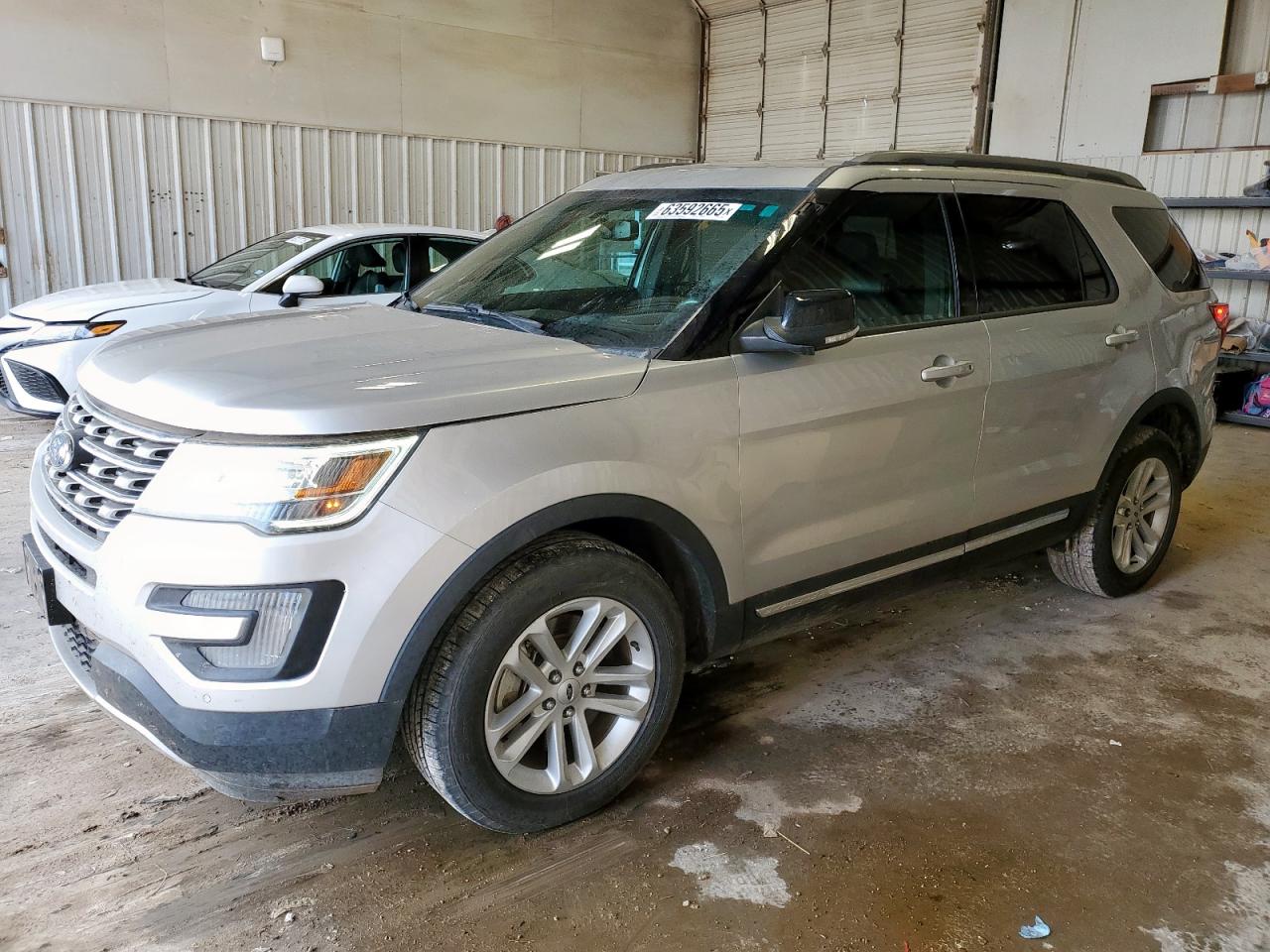 FORD EXPLORER X 2017