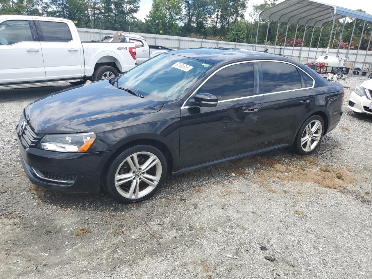VOLKSWAGEN PASSAT SE 2014