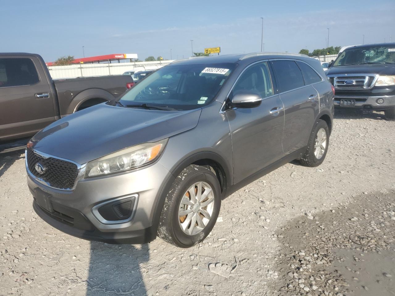 KIA SORENTO LX 2016