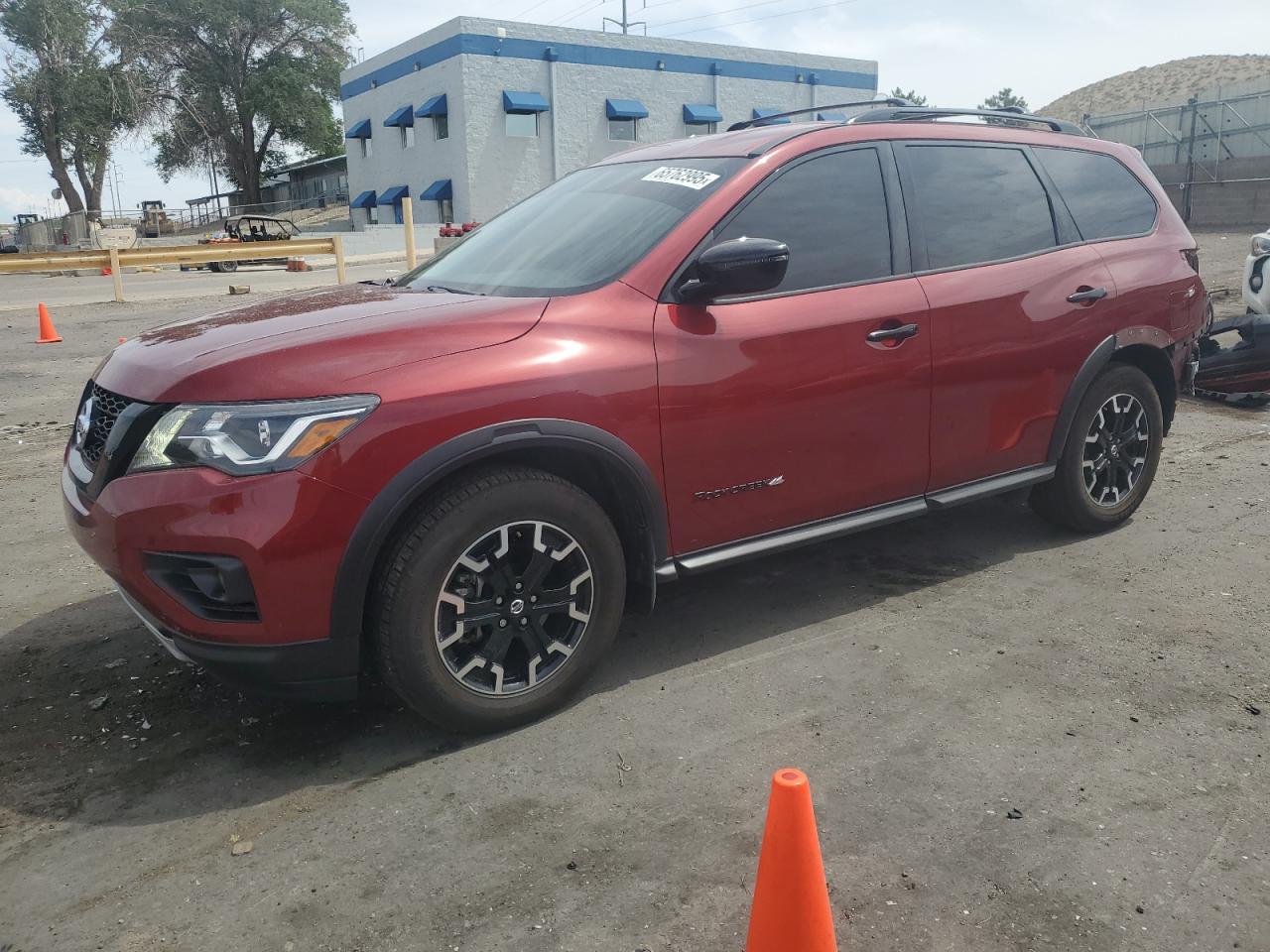 NISSAN PATHFINDER 2020