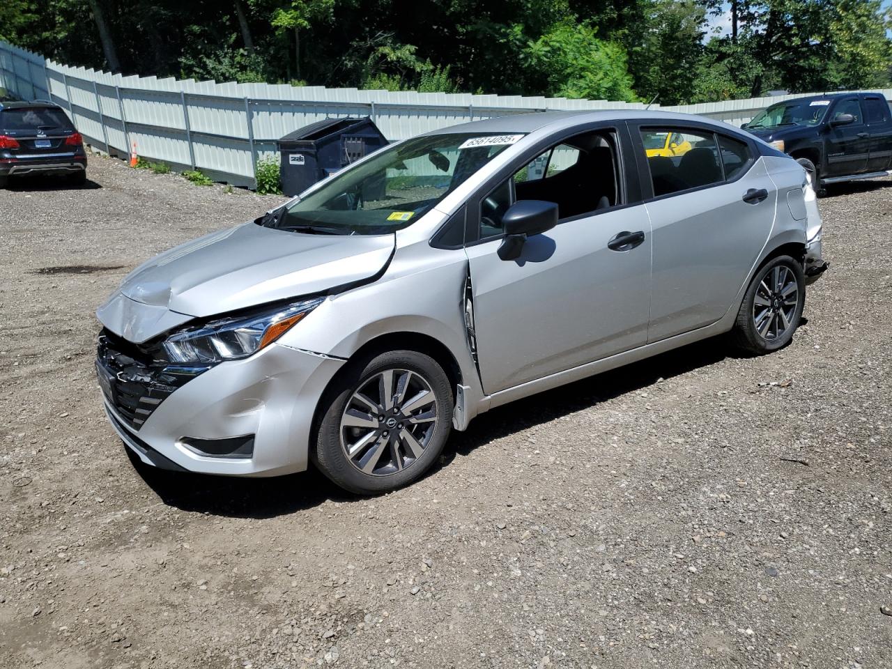 NISSAN VERSA 2023