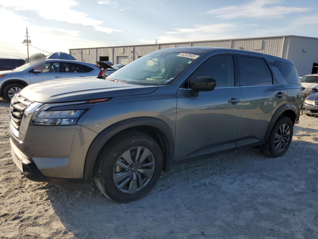 NISSAN PATHFINDER 2024