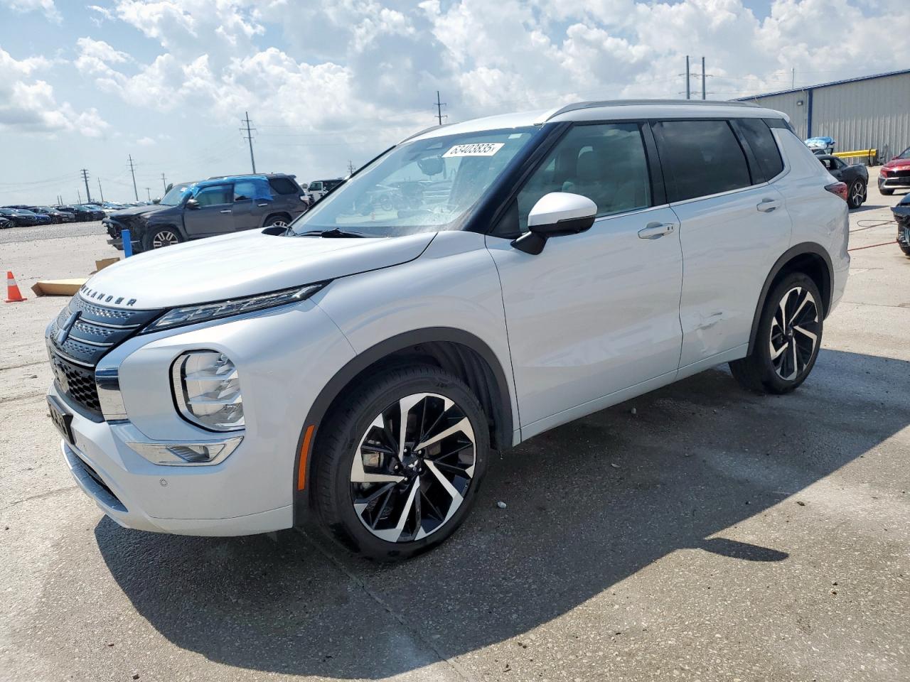 MITSUBISHI OUTLANDER 2023
