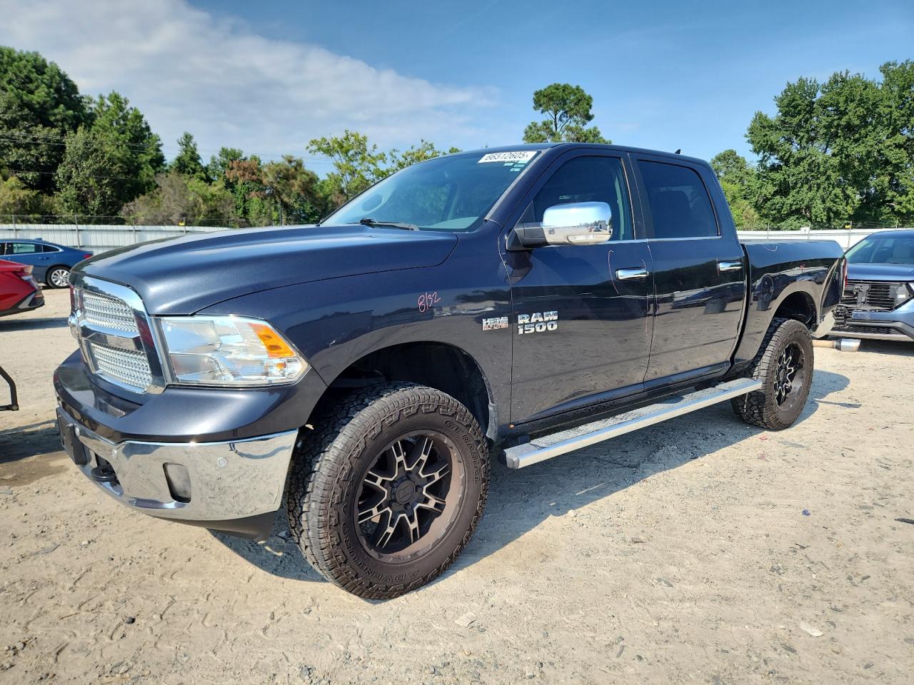 RAM 1500 SLT 2017