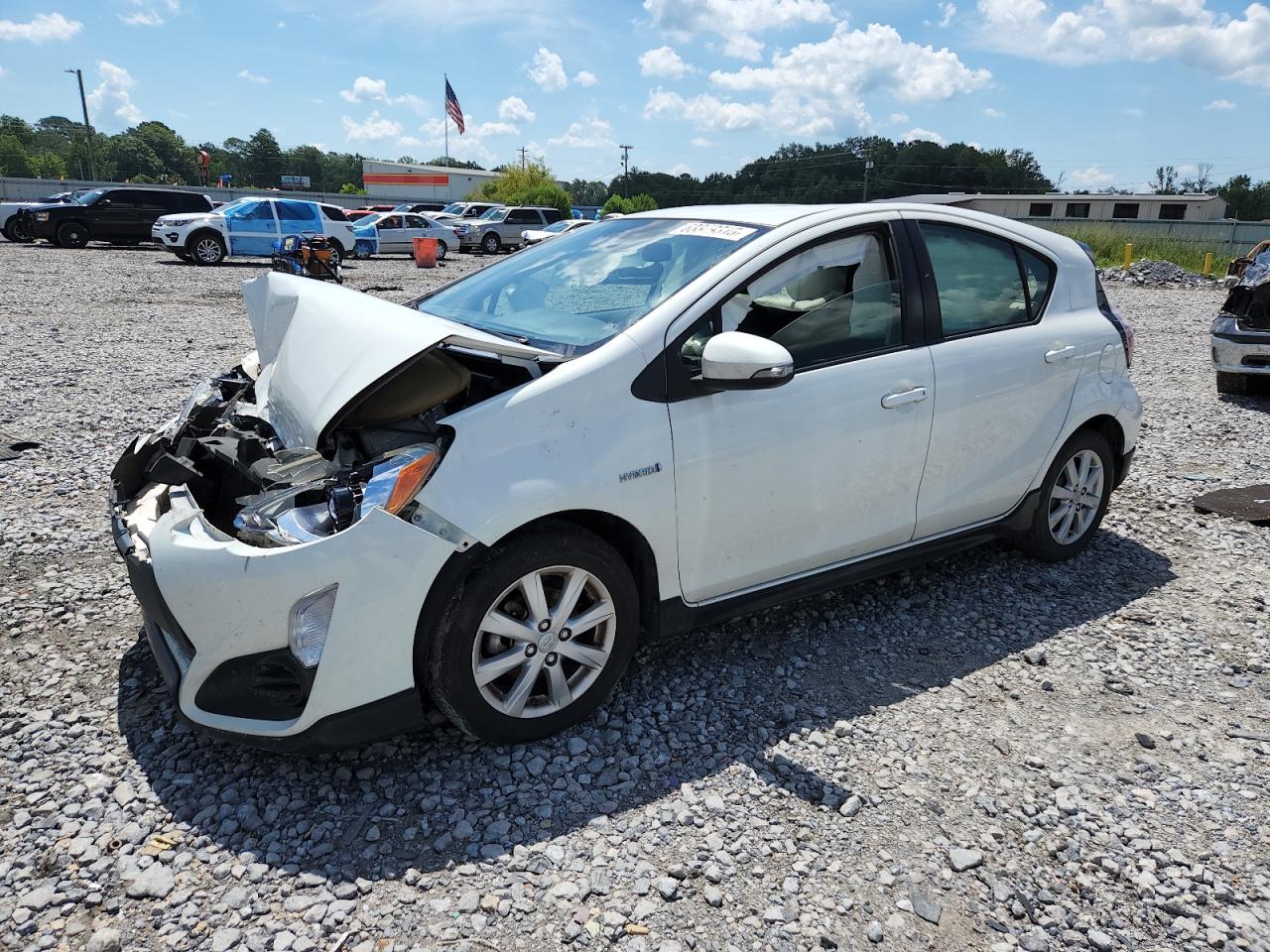 TOYOTA PRIUS C 2017