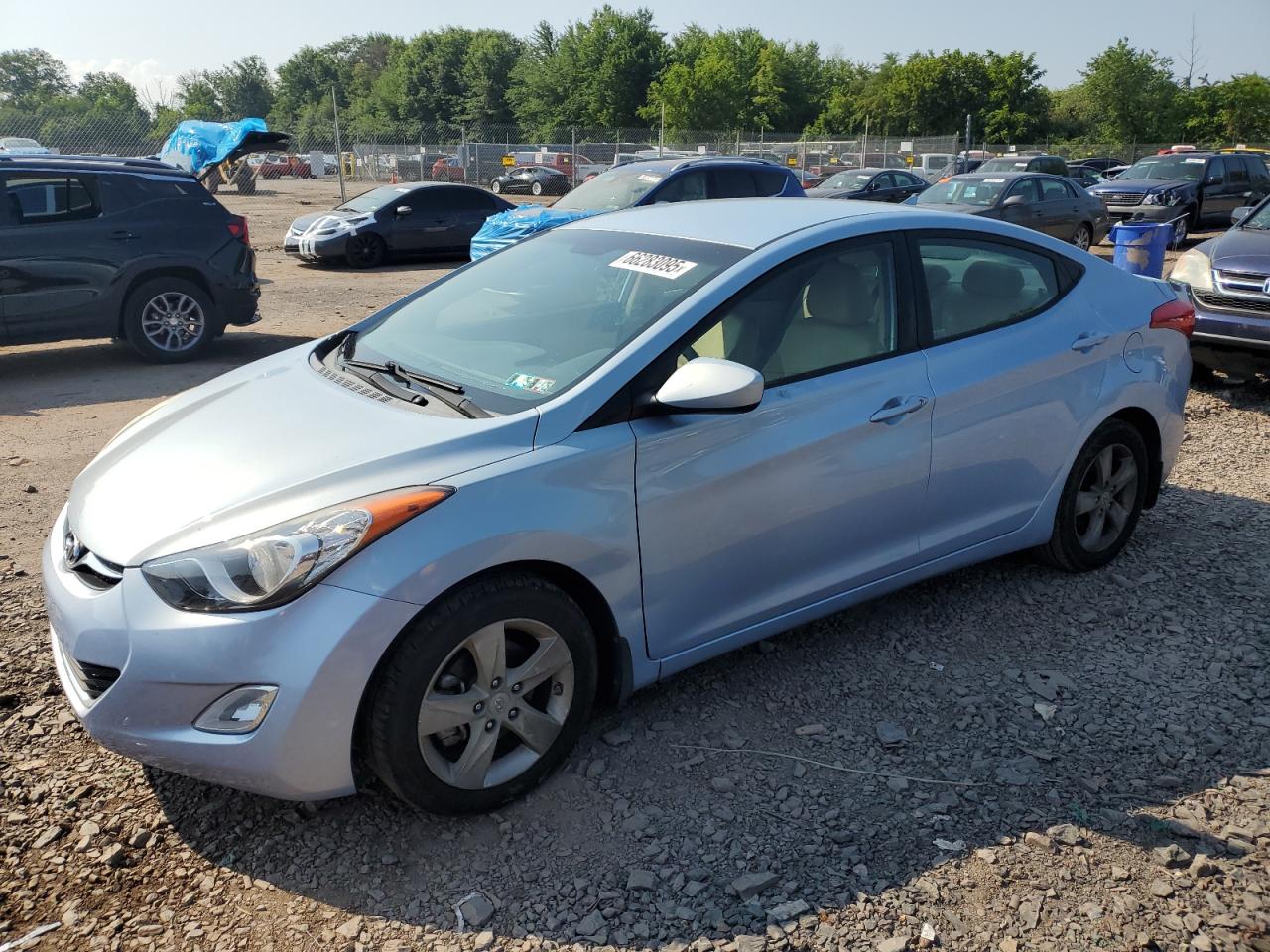 HYUNDAI ELANTRA GL 2013