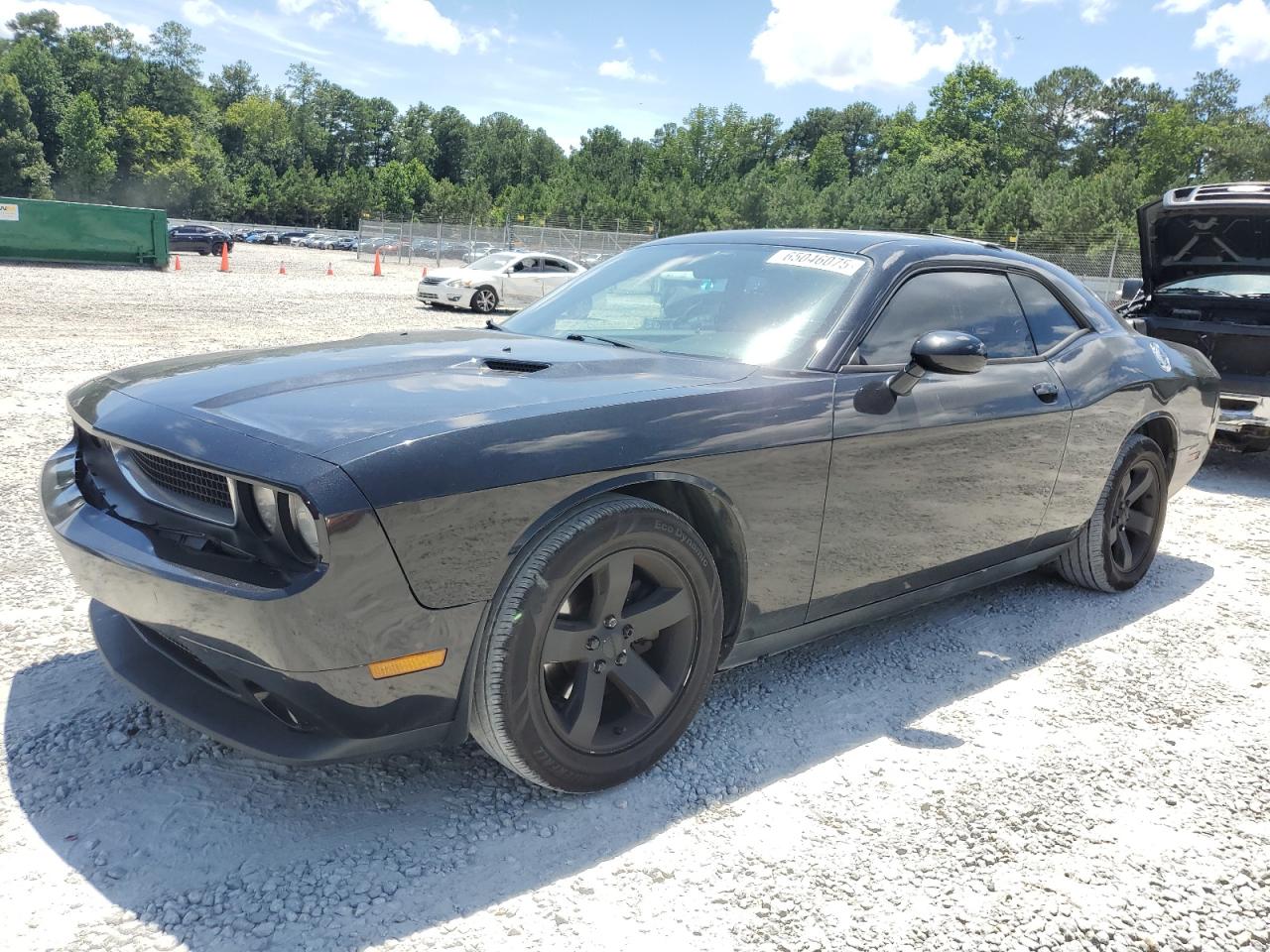 DODGE CHALLENGER 2011
