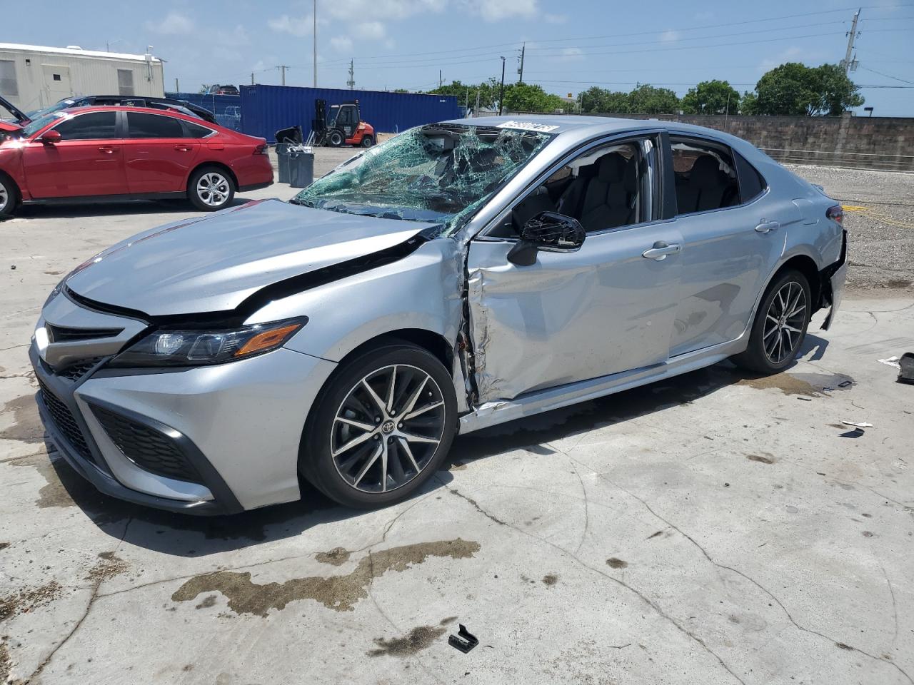 TOYOTA CAMRY SE N 2023