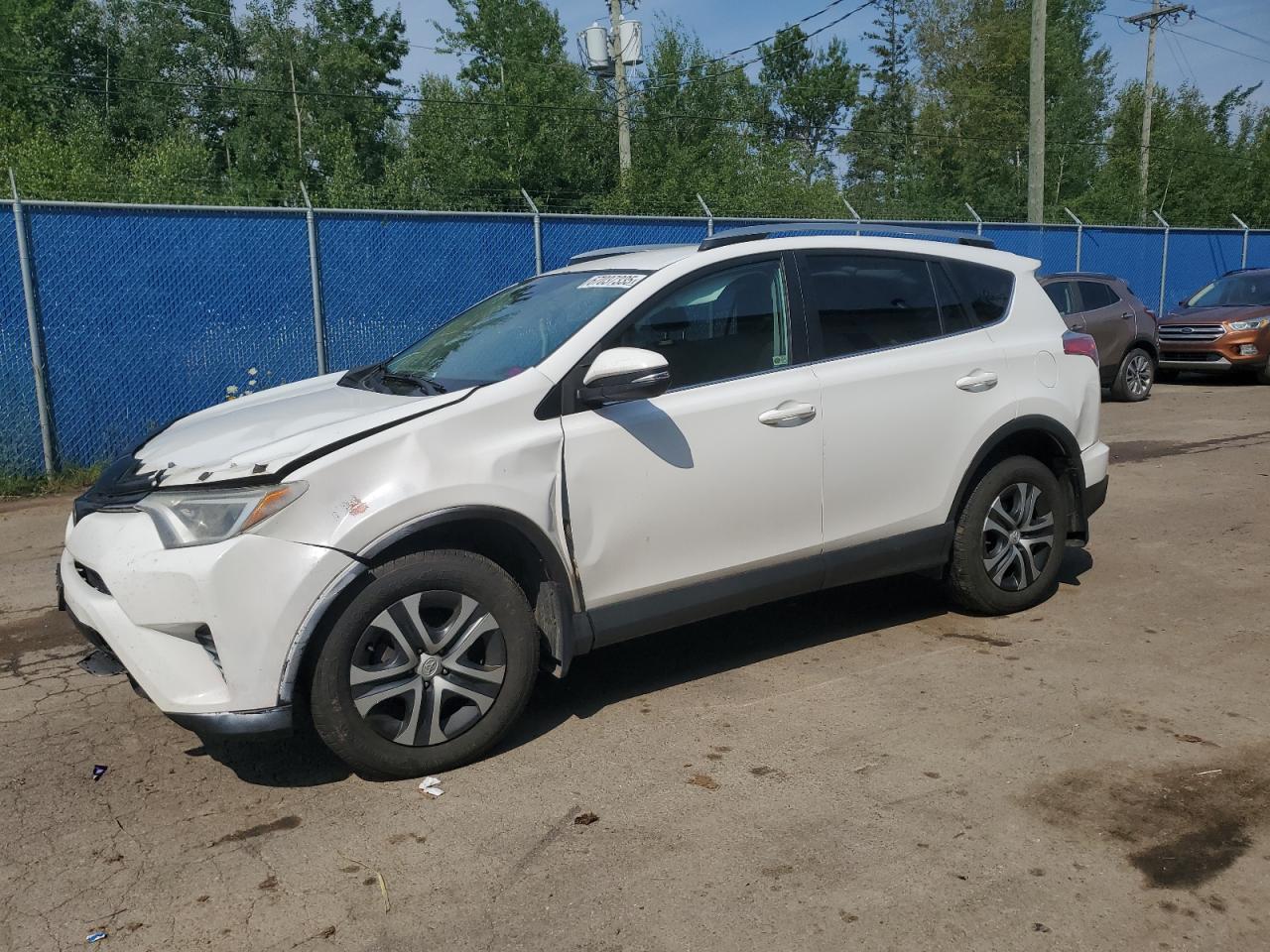 TOYOTA RAV4 LE 2017
