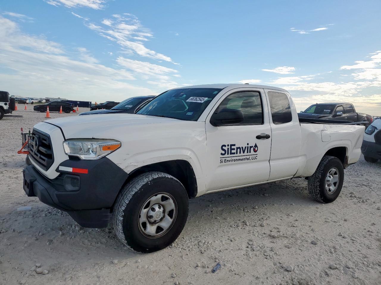 TOYOTA TACOMA ACC 2019