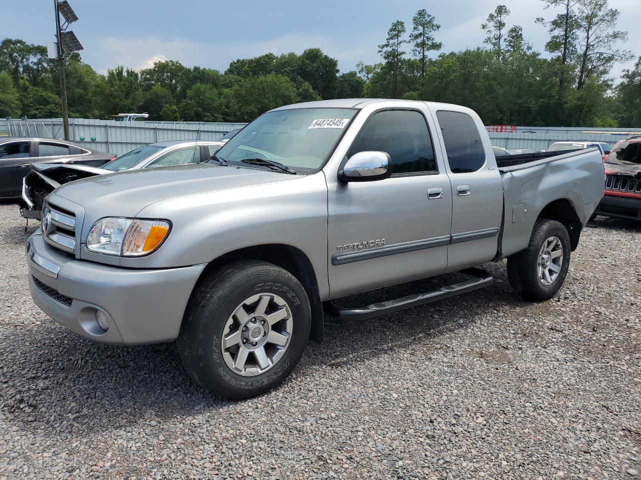 TOYOTA TUNDRA ACC 2006