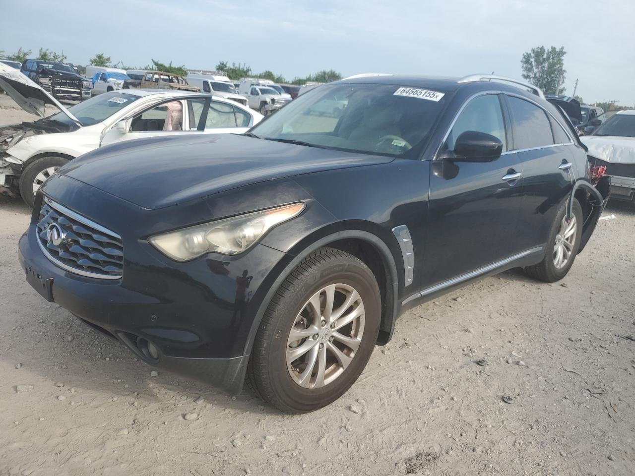 INFINITI FX35 2011