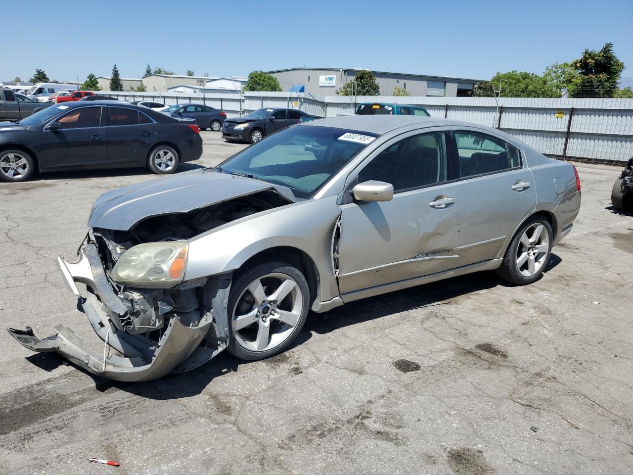 MITSUBISHI GALANT ES 2005