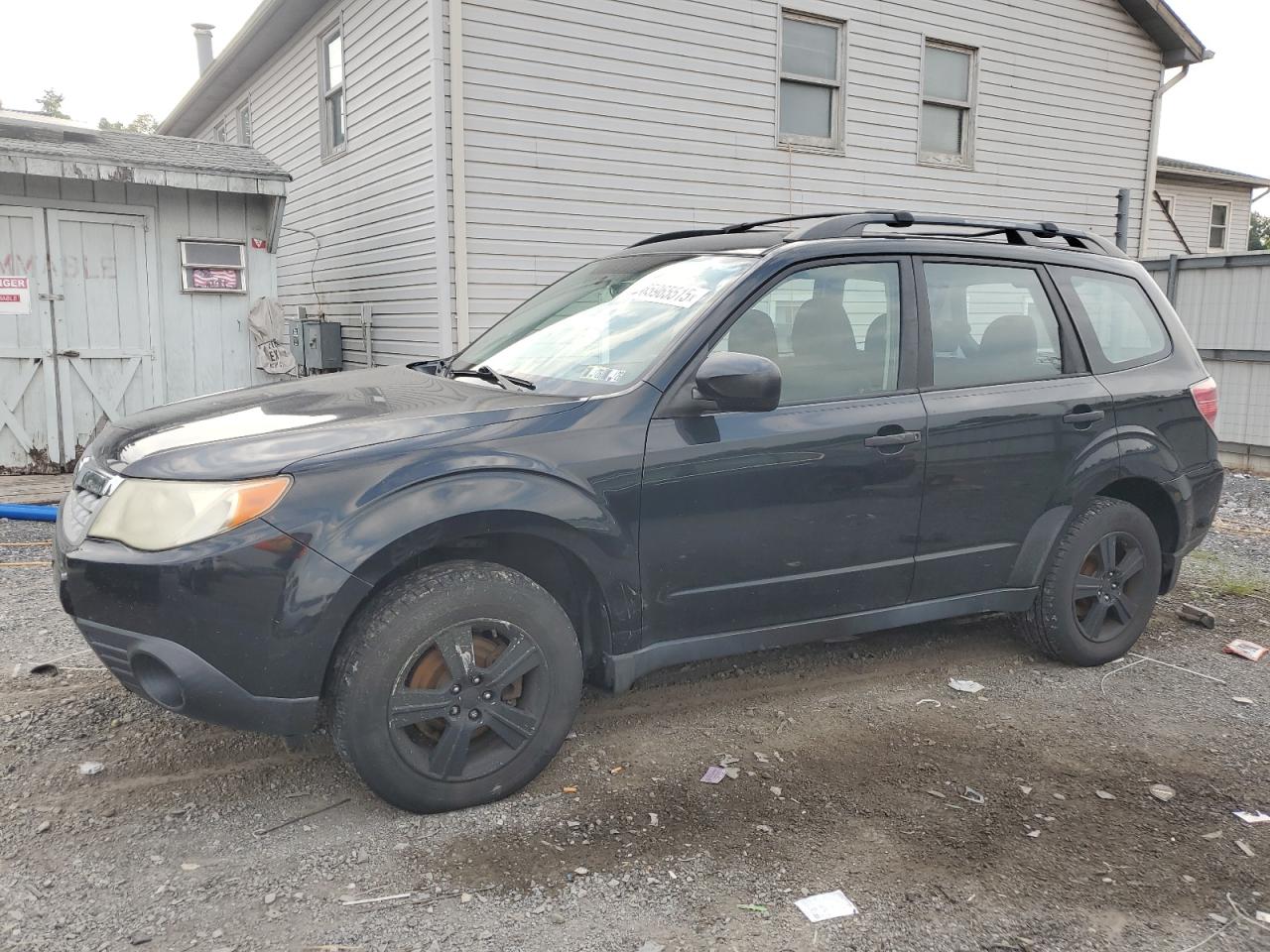 SUBARU FORESTER 2 2011
