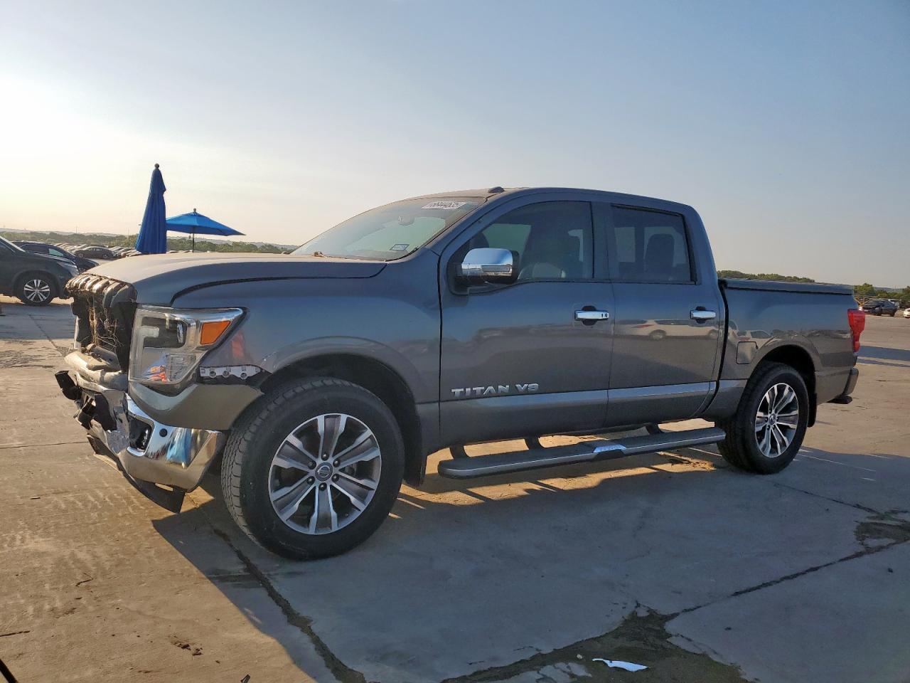 NISSAN TITAN PLAT 2019